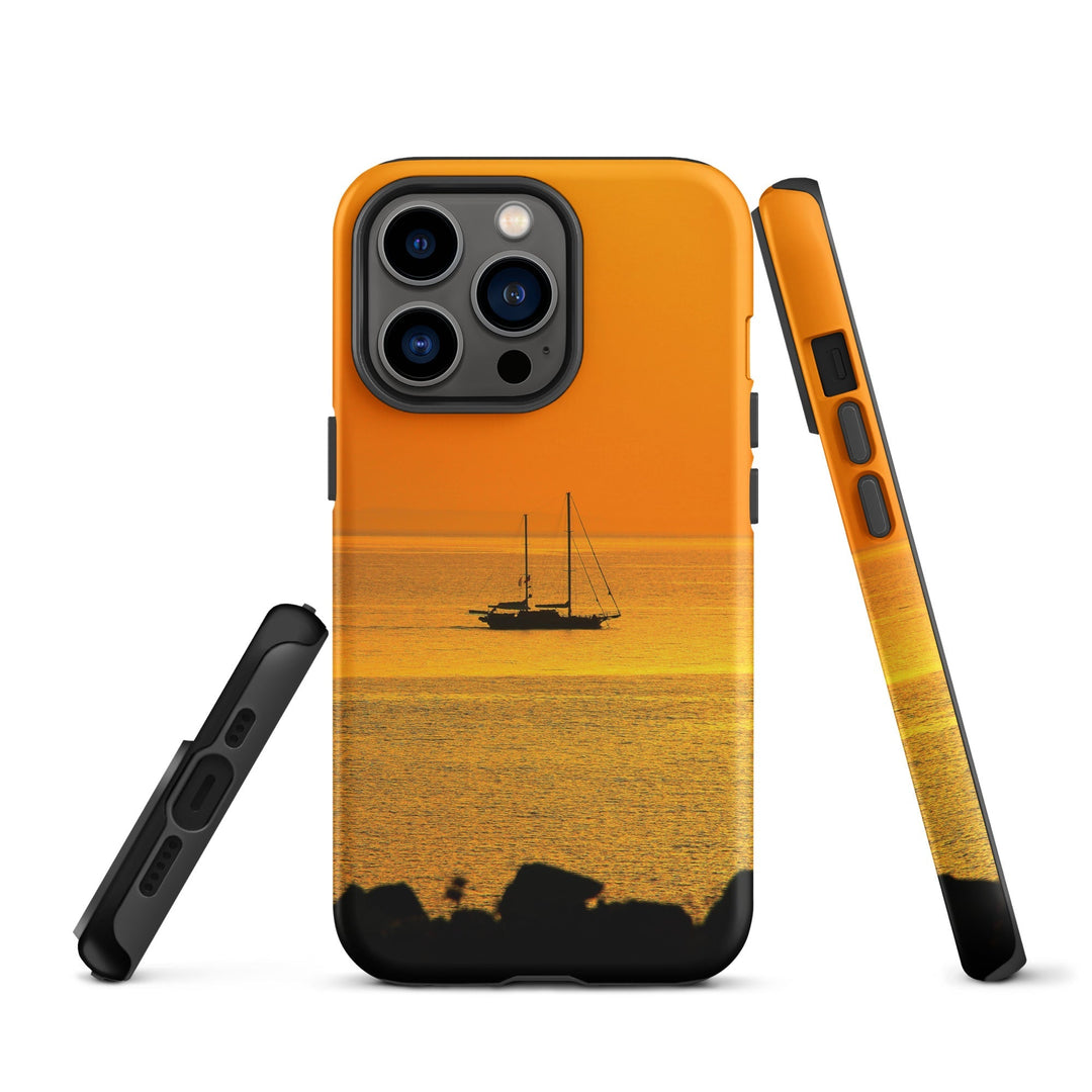 Hardcase iPhone® Handyhülle - a ship on golden sea iPhone 13 Pro artlia