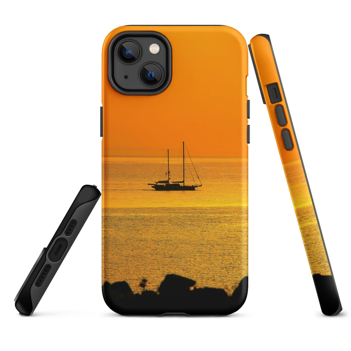 Hardcase iPhone® Handyhülle - a ship on golden sea iPhone 14 Plus artlia