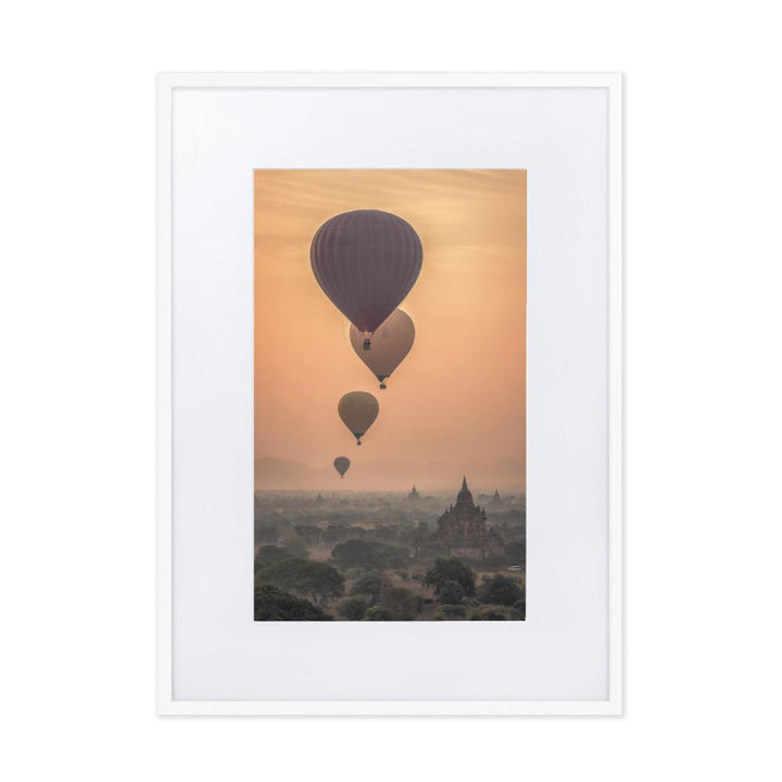 Heißluftbalons - Poster im Rahmen mit Passepartout Weiß / 50×70 cm artlia