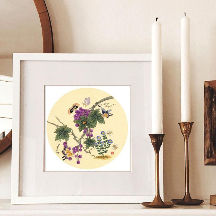 Schmetterlinge auf Traubenbaum - Poster artlia