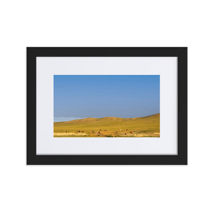 Poster mit Passepartout - Steppe on a calm morning, Mongolia Young Han Song Schwarz / 21×30 cm artlia