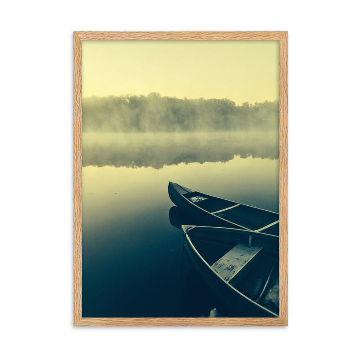 Boats in Fog - Poster im Rahmen Kuratoren von artlia Oak / 50×70 cm artlia