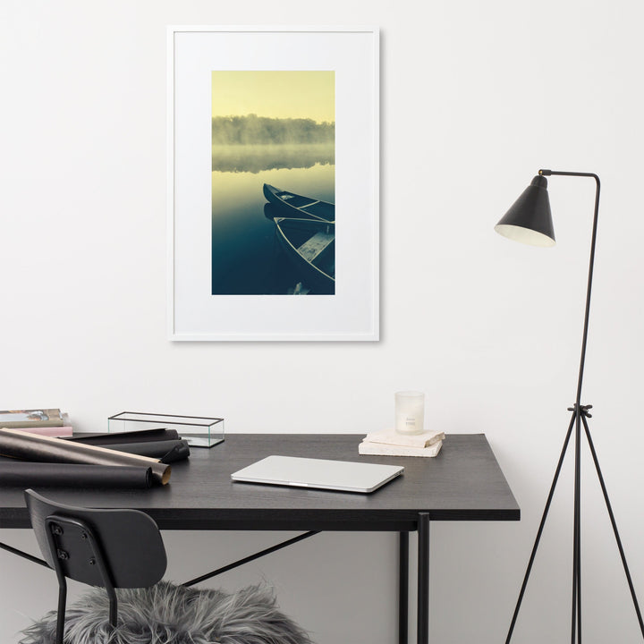 Boats in Fog - Poster im Rahmen mit Passepartout Kuratoren von artlia artlia