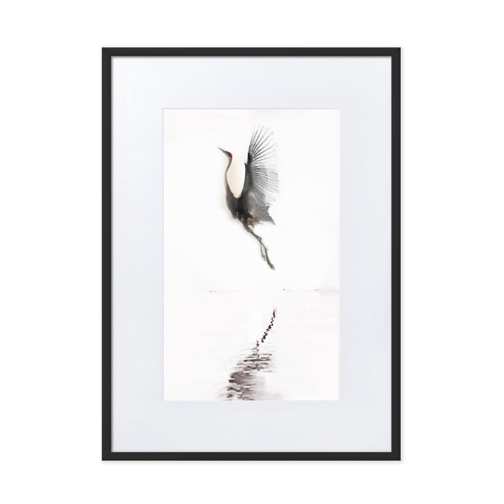 fliegender Kranich - Poster im Rahmen mit Passepartout Kuratoren von artlia Schwarz / 50×70 cm artlia