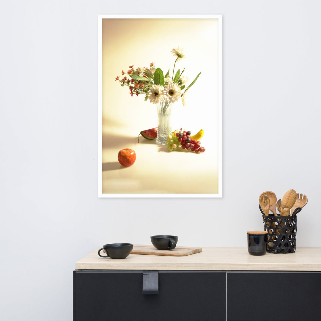 Flower Vase - Poster im Rahmen Kuratoren von artlia artlia