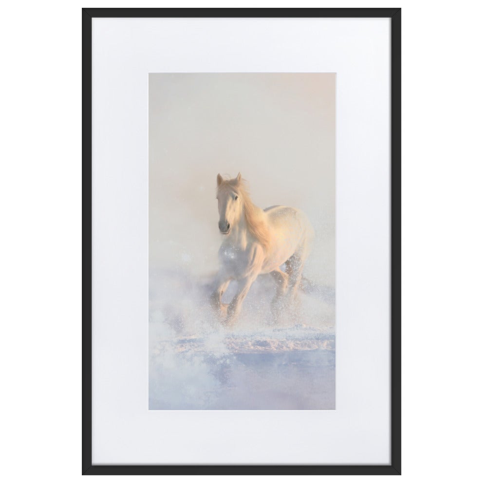 Pferd im Schnee Horse in Snow - Poster im Rahmen mit Passepartout artlia Schwarz / 61×91 cm artlia