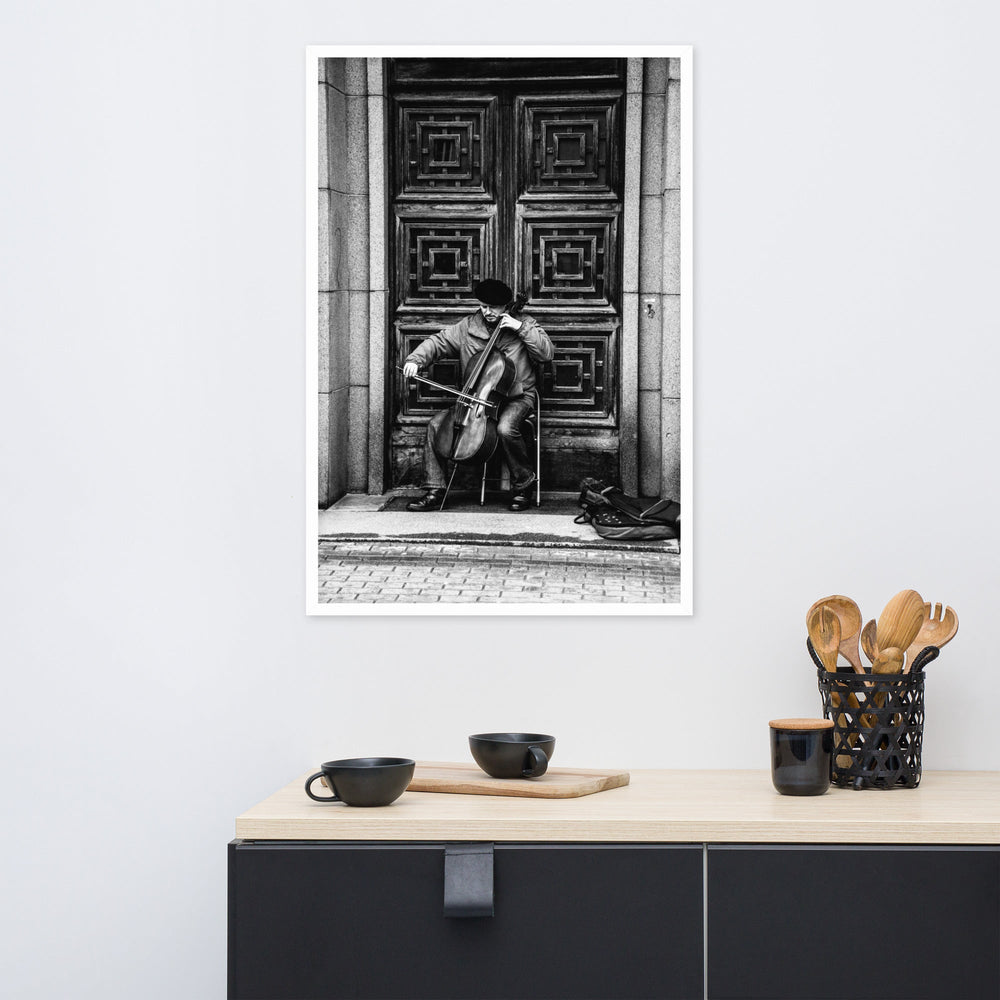 Poster - A Cellist on the Street Kuratoren von artlia artlia